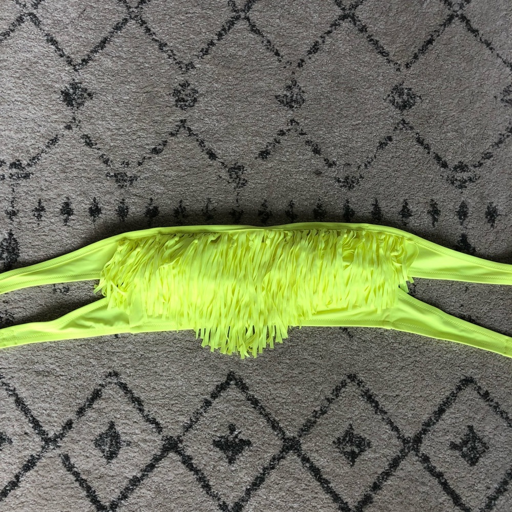 Victoria Secret bathing suit top - size L